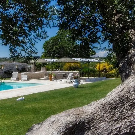 Appartement Auf Einem Bauernhof Mit Trulli Und Schwimmbad By Interhome *